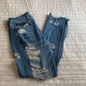 American eagle ripped mom jeans